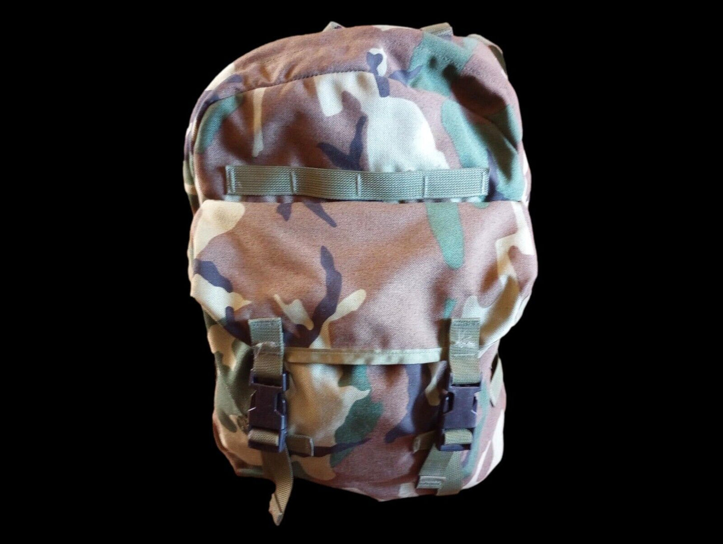 U.S ARMY COMBAT PATROL PACK CAMOUFLAGE US MILITARY ISSUE BACKPACK