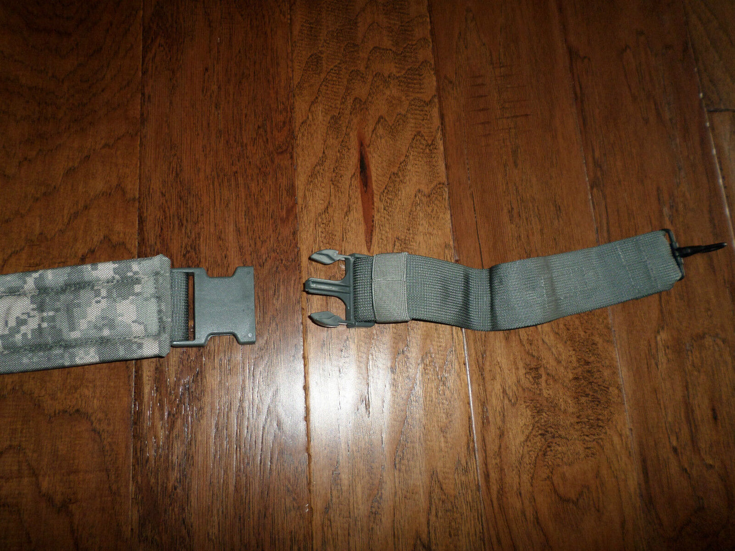 U.S MILITARY ARMY ACU SLING AMMO CASE CARRIER MOLLE II PADDED SLING