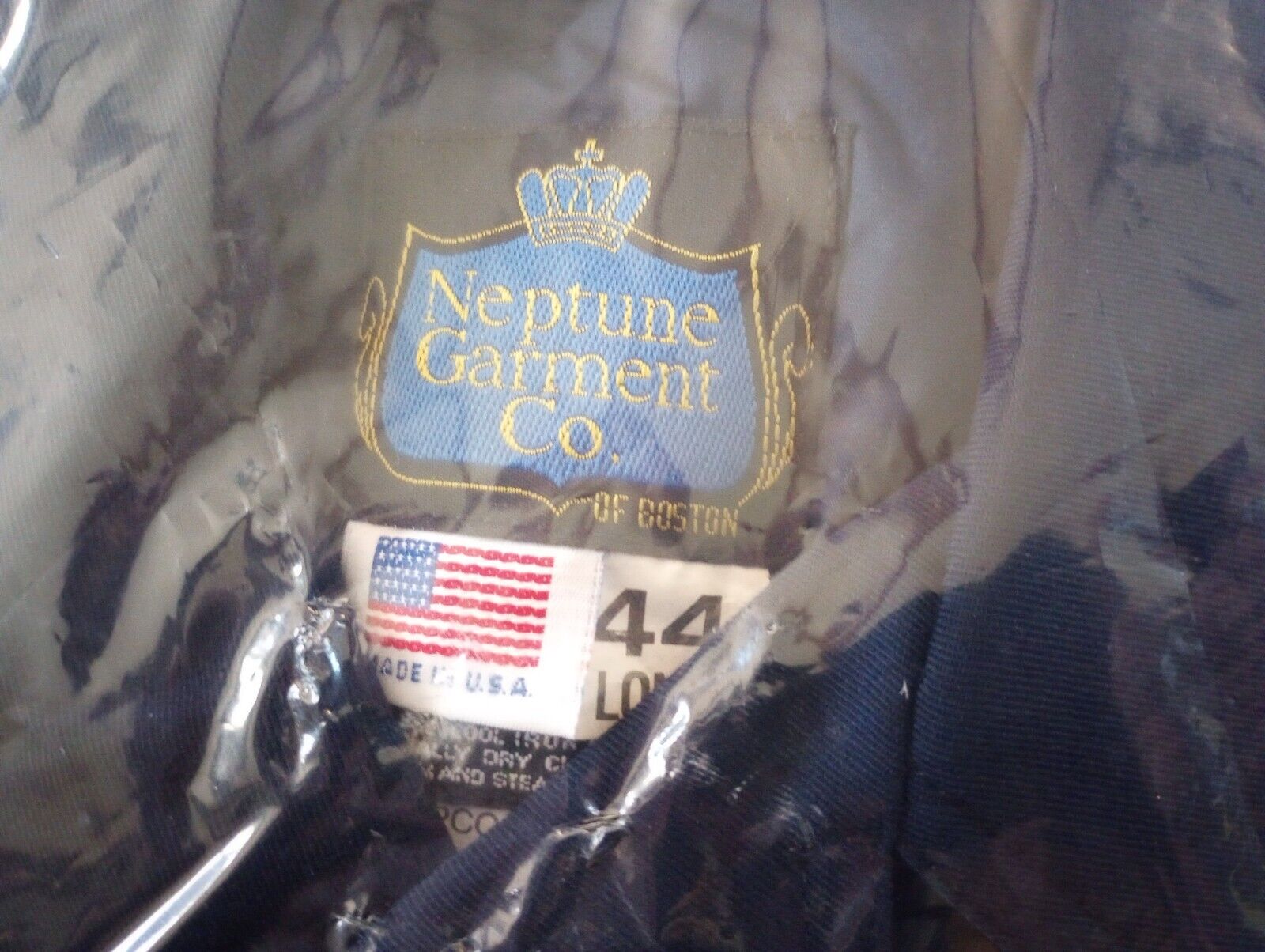 NEPTUNE GARMENT CO. shops US Air Force Men’s Topcoat Navy Blue sz: 44L