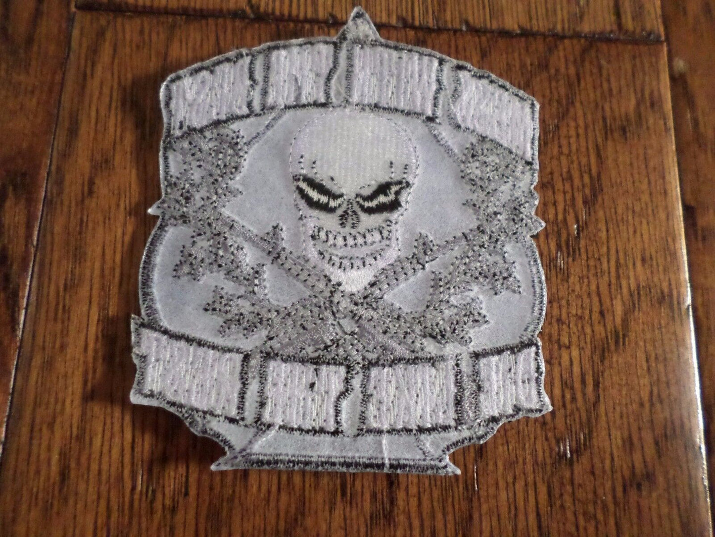 MESS WITH THE BEST DIE LIKE THE REST EMBROIDERED PATCH 3" X 3 1/4"