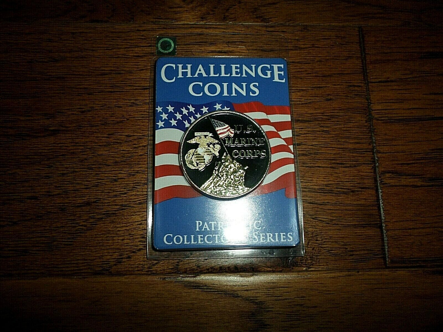 U.S MARINE CORPS USMC IWO JIMA CHALLENGE COIN NEW IN PACKAGE COLLECTOR'S SERIES