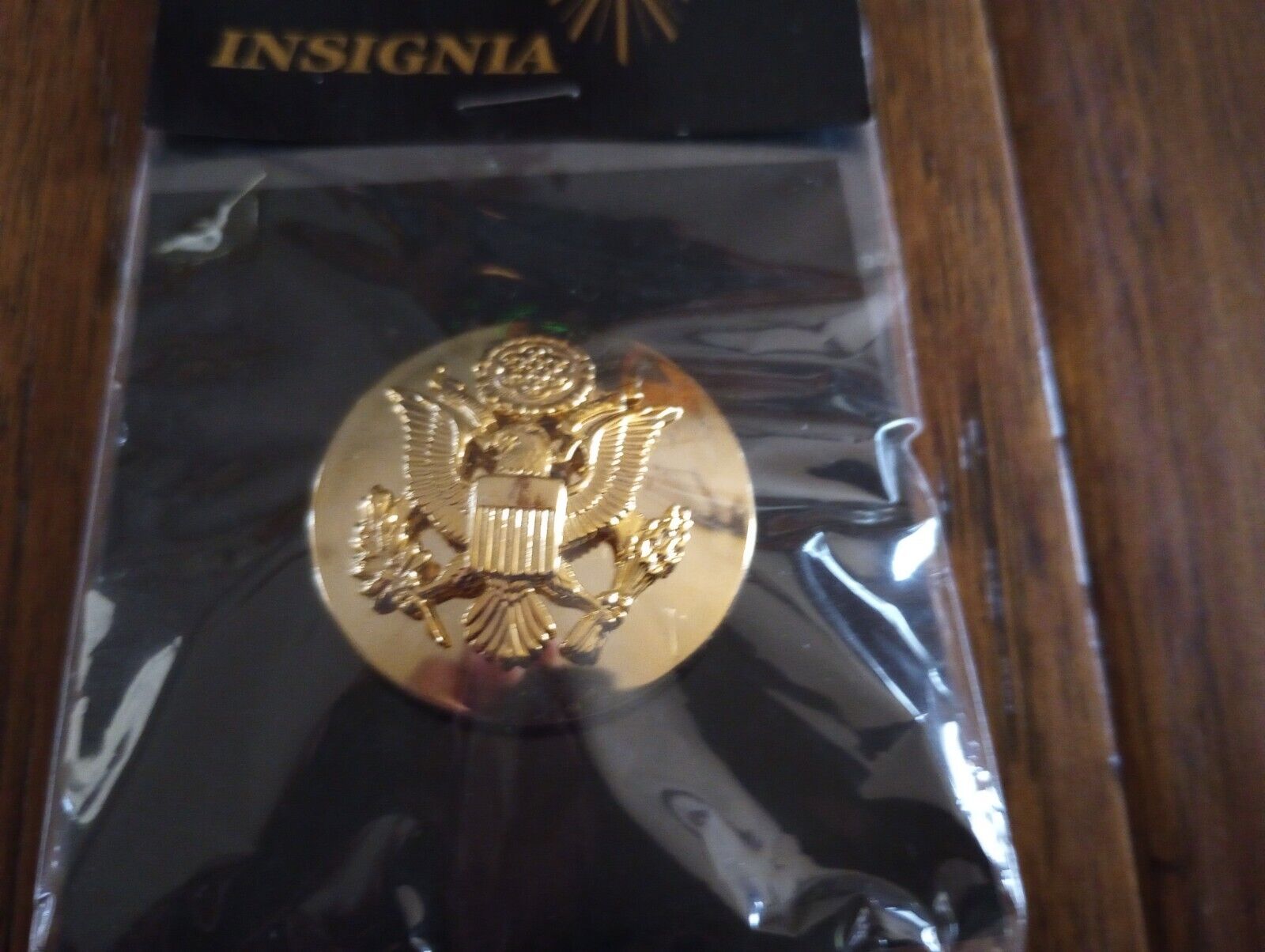 U.S Military Army Enlisted Hat lapel Pin Large Gold Cap Badge insignia ...