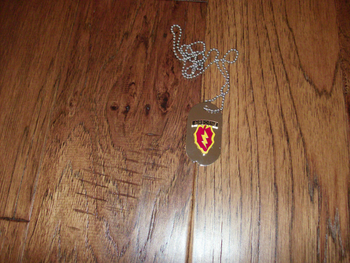 25th AIRBORNE DIVISION MILITARY DOG TAG WITH CHAIN