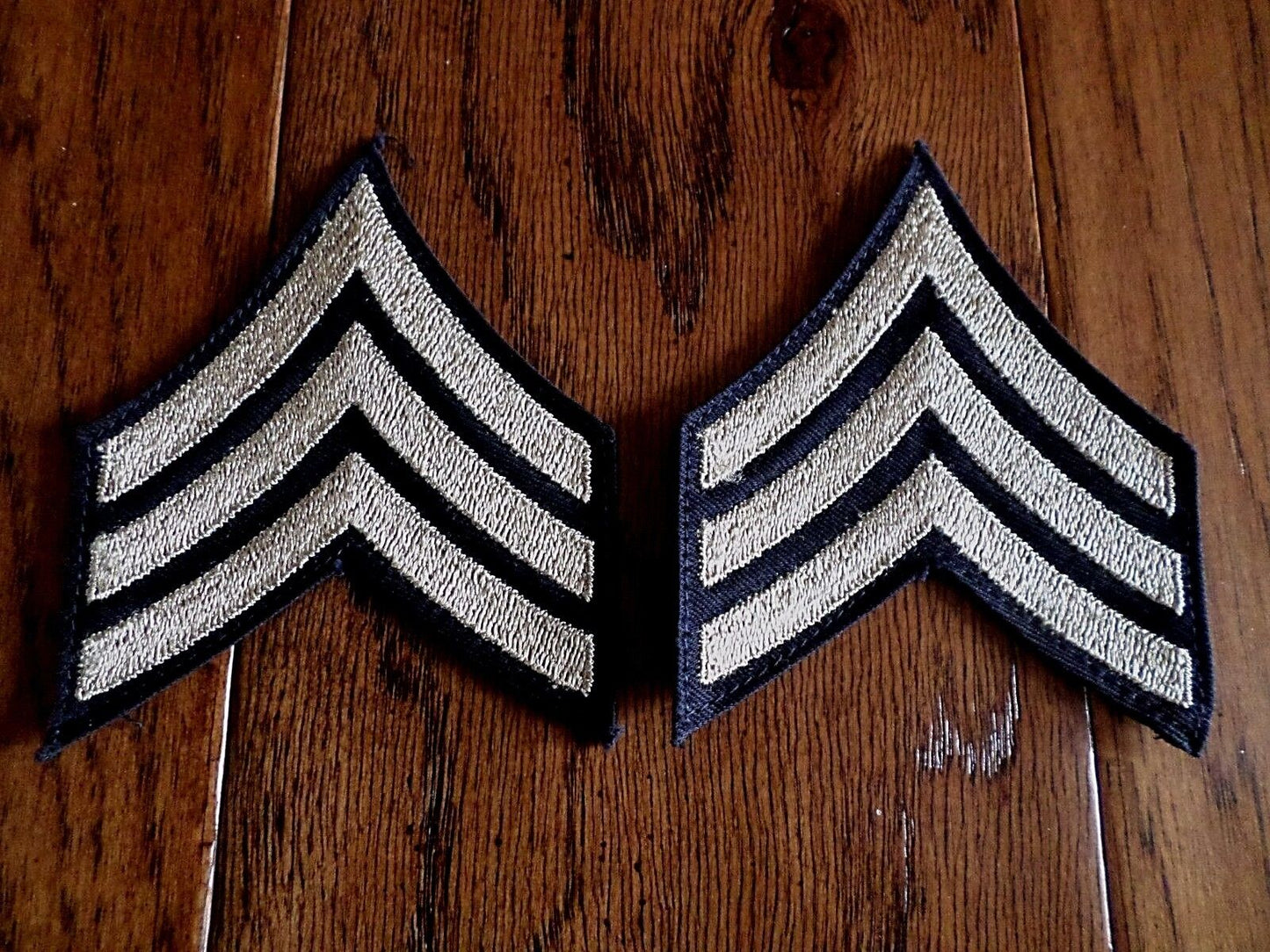 ORIGINAL U.S ARMY WWII SERGEANT STRIPES SILVER ON BLACK TWILL PATCHES