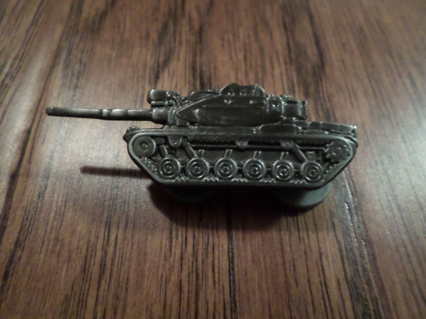 U.S MILITARY M-60-A-1 PATTON TANK HAT PIN BADGE U.S ARMY MARINE CORPS FULL SIZE