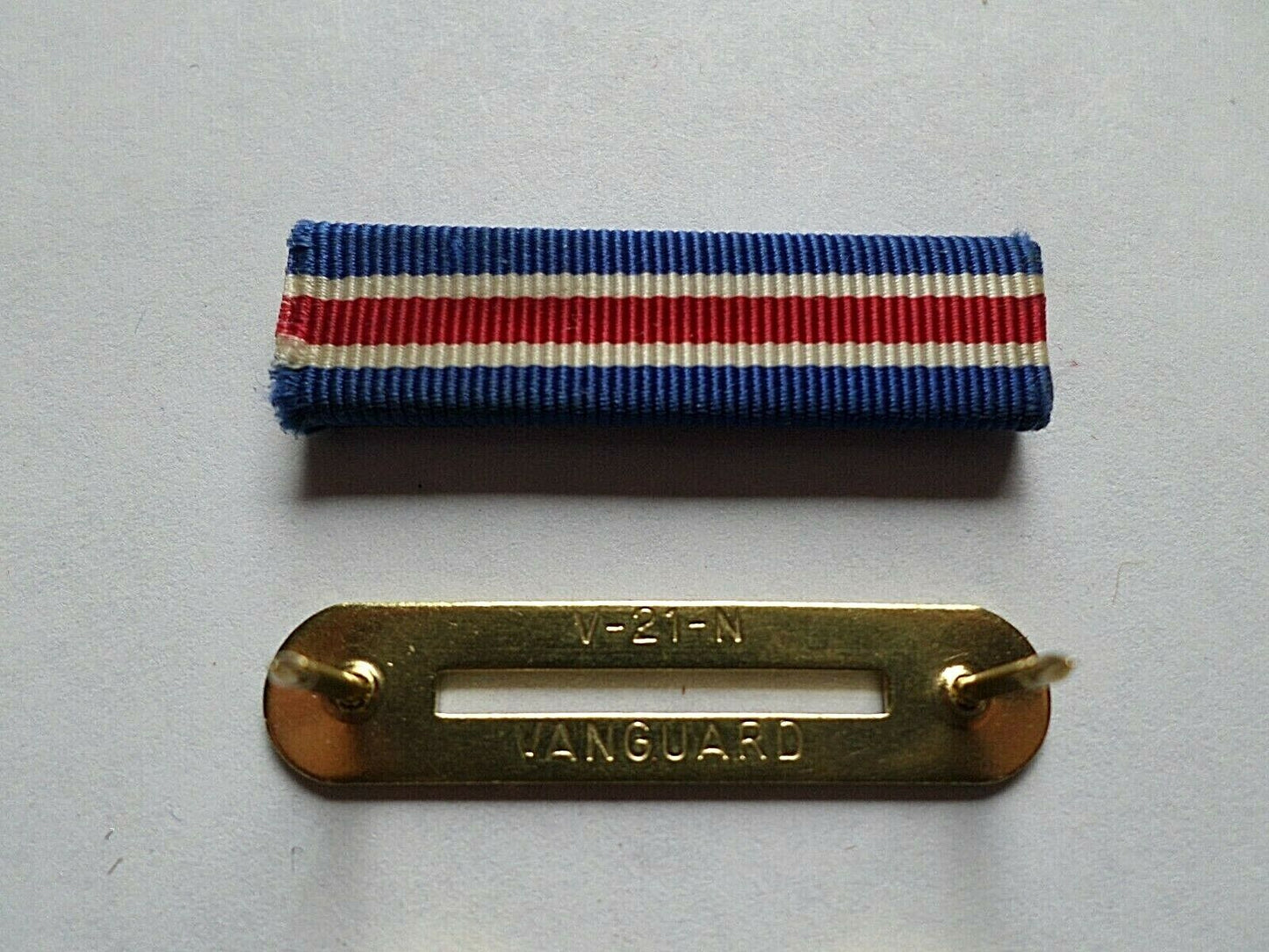 ARMY RESERVE ARCOTR RIBBON WITH BRASS RIBBON HOLDER US MILITARY ISSUE VETERAN