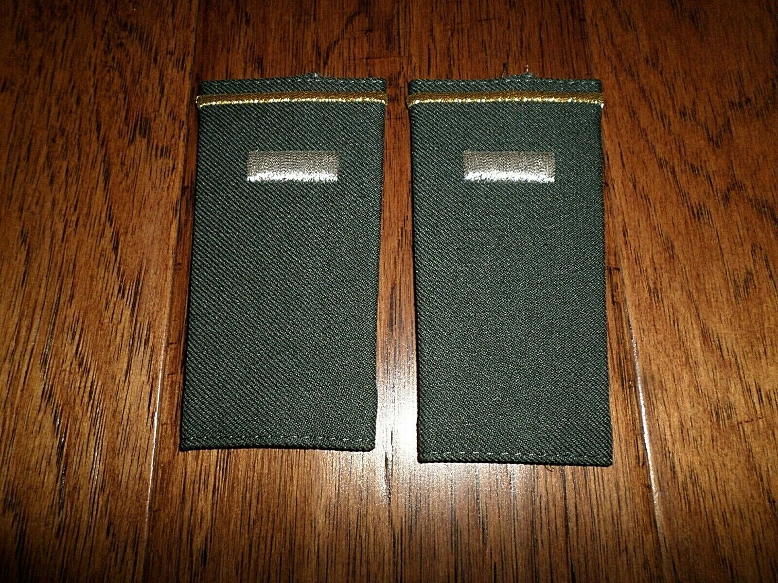 U.S MILITARY ARMY EPAULETS 1st LIEUTENANT SHOULDER RANK DARK GREEN USA ...