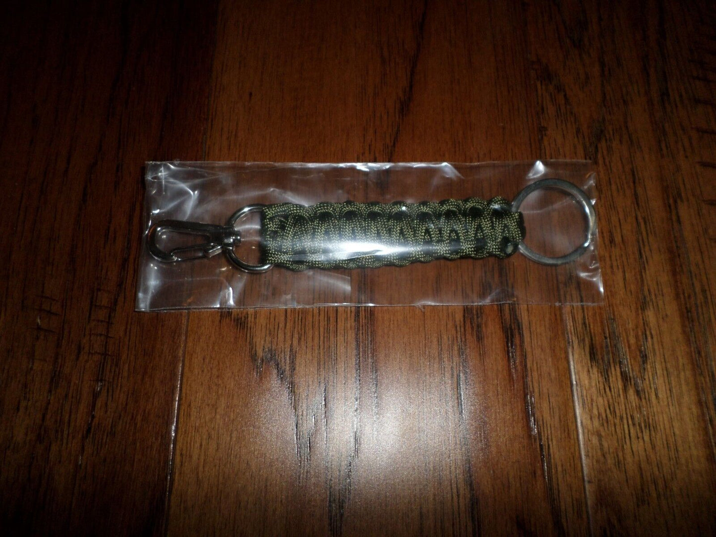 OD GREEN OR BLACK PARACORD KEY CHAINS  WITH SPLIT RING AND BELT OR BAG CLASP