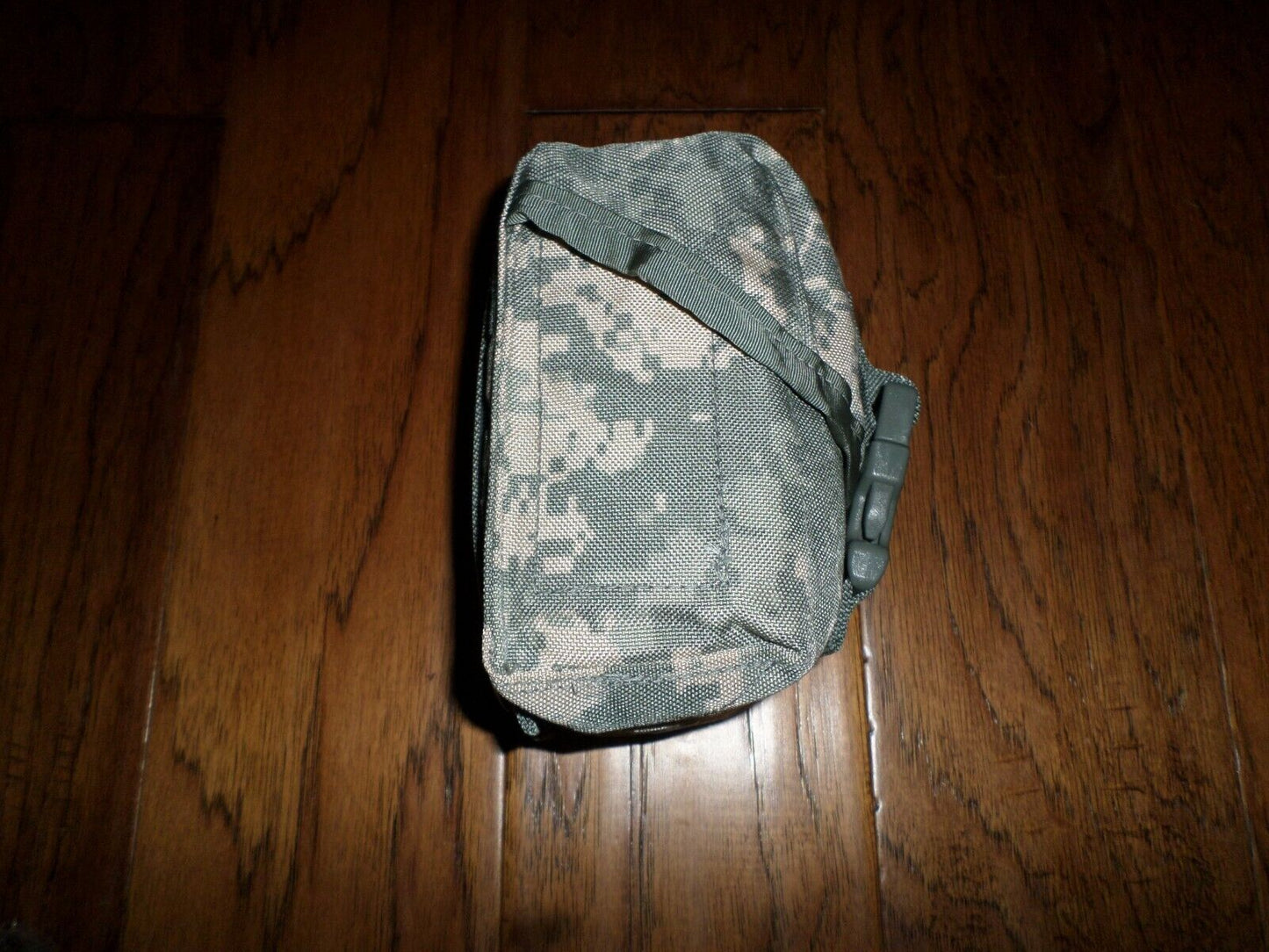 U.S MILITARY ISSUE POUCH 100 ROUND 5.56MM AMMUNITION MOLLE II UTILITY ACU CAMO