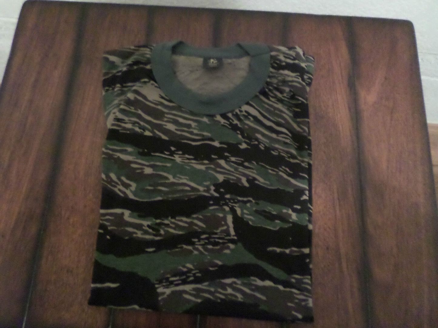 U.S MILITARY ARMY STYLE ASIAN TIGER STRIPE T-SHIRT LARGE