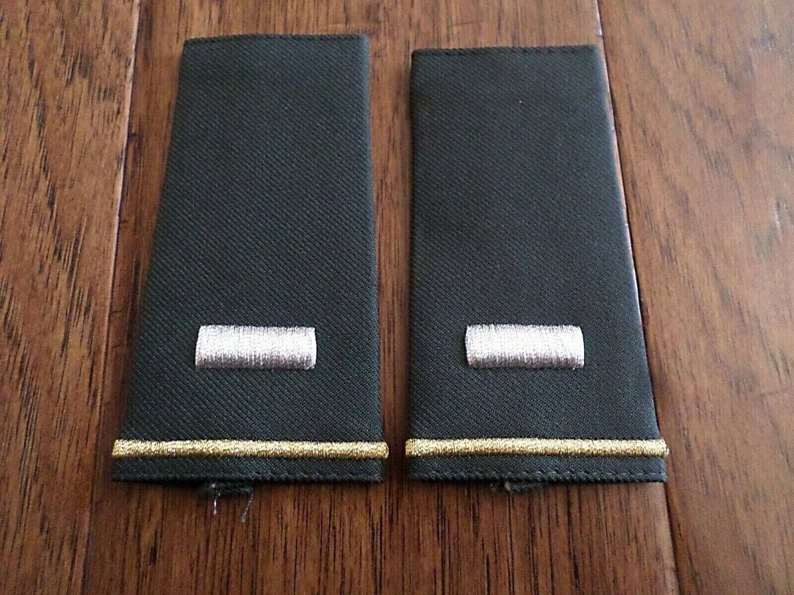 U.S MILITARY ARMY EPAULETS 1st LIEUTENANT SHOULDER RANK DARK GREEN USA ...