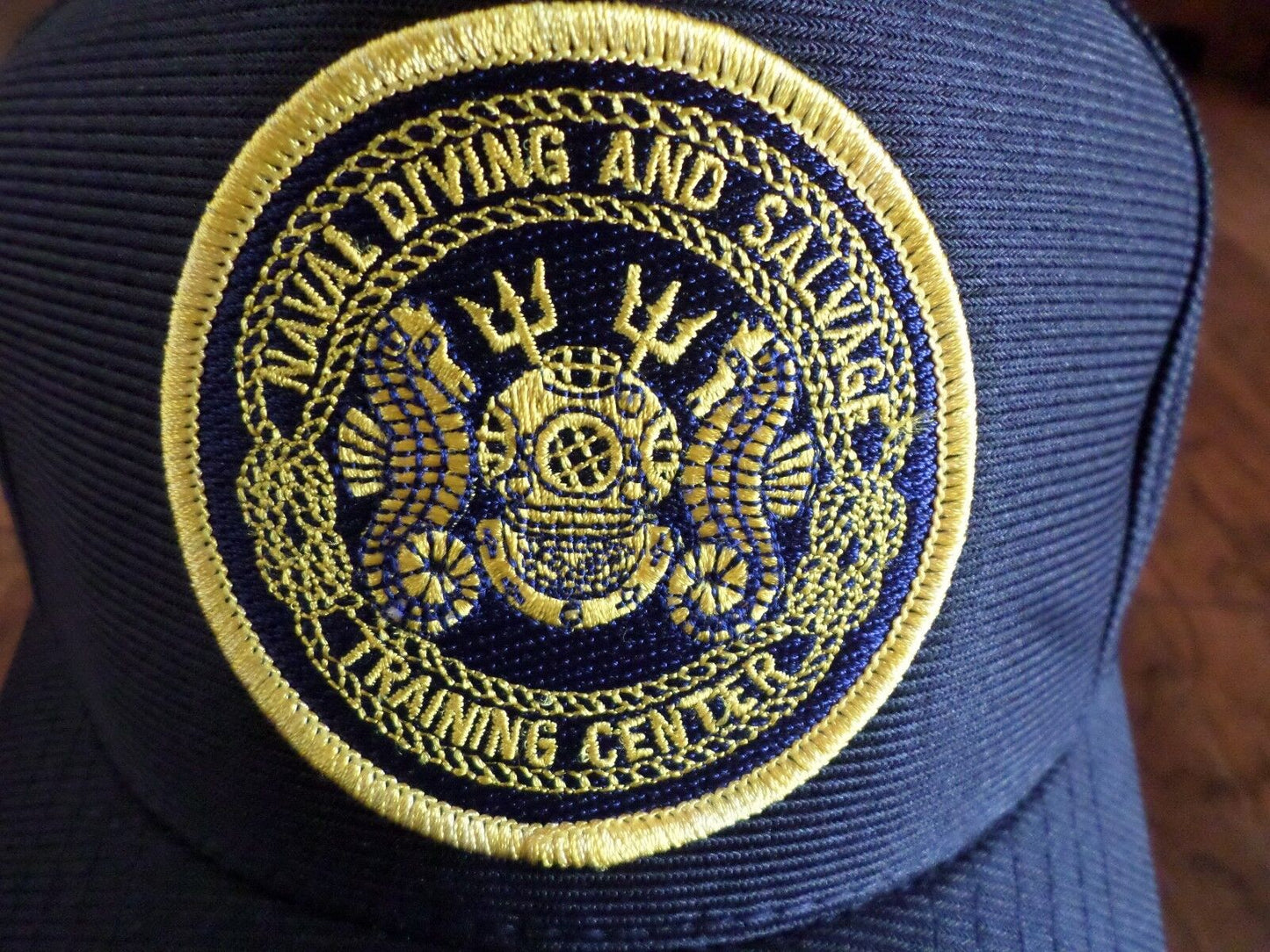 U.S NAVAL DIVING AND SALVAGE TRAINING CENTER HAT OFFICIAL MILITARY BALL CAP USA