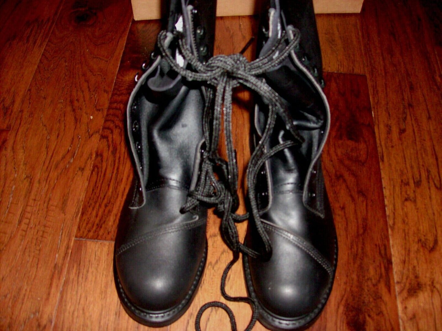 NEW U.S MILITARY BLACK LEATHER SAFETY TOE CLIMBERS BOOTS 8 1/2 REGULAR USA MADE