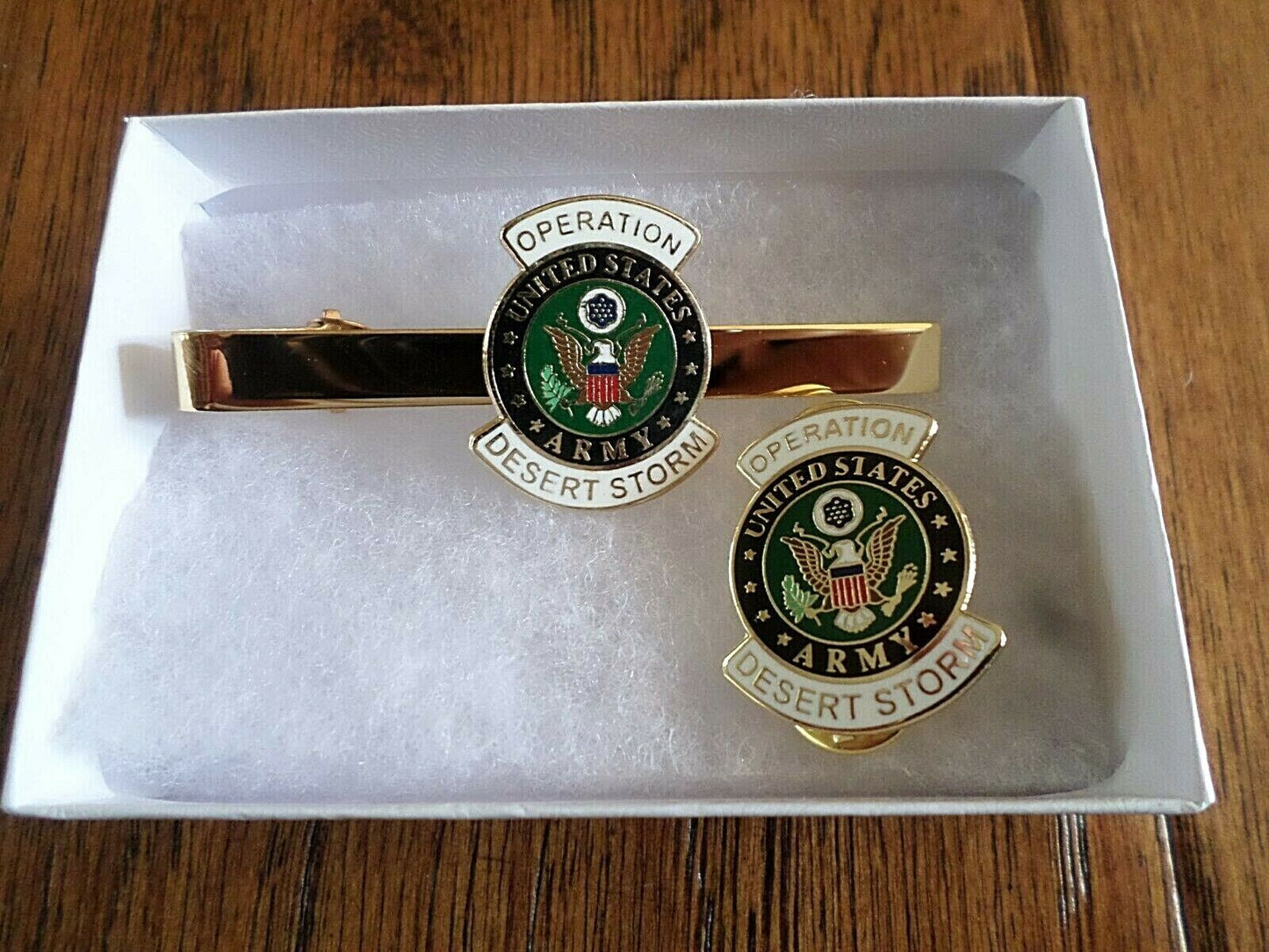 MILITARY ARMY DESERT STORM TIE BAR / TIE TAC & LAPEL HAT PIN GIFT SET USA MADE