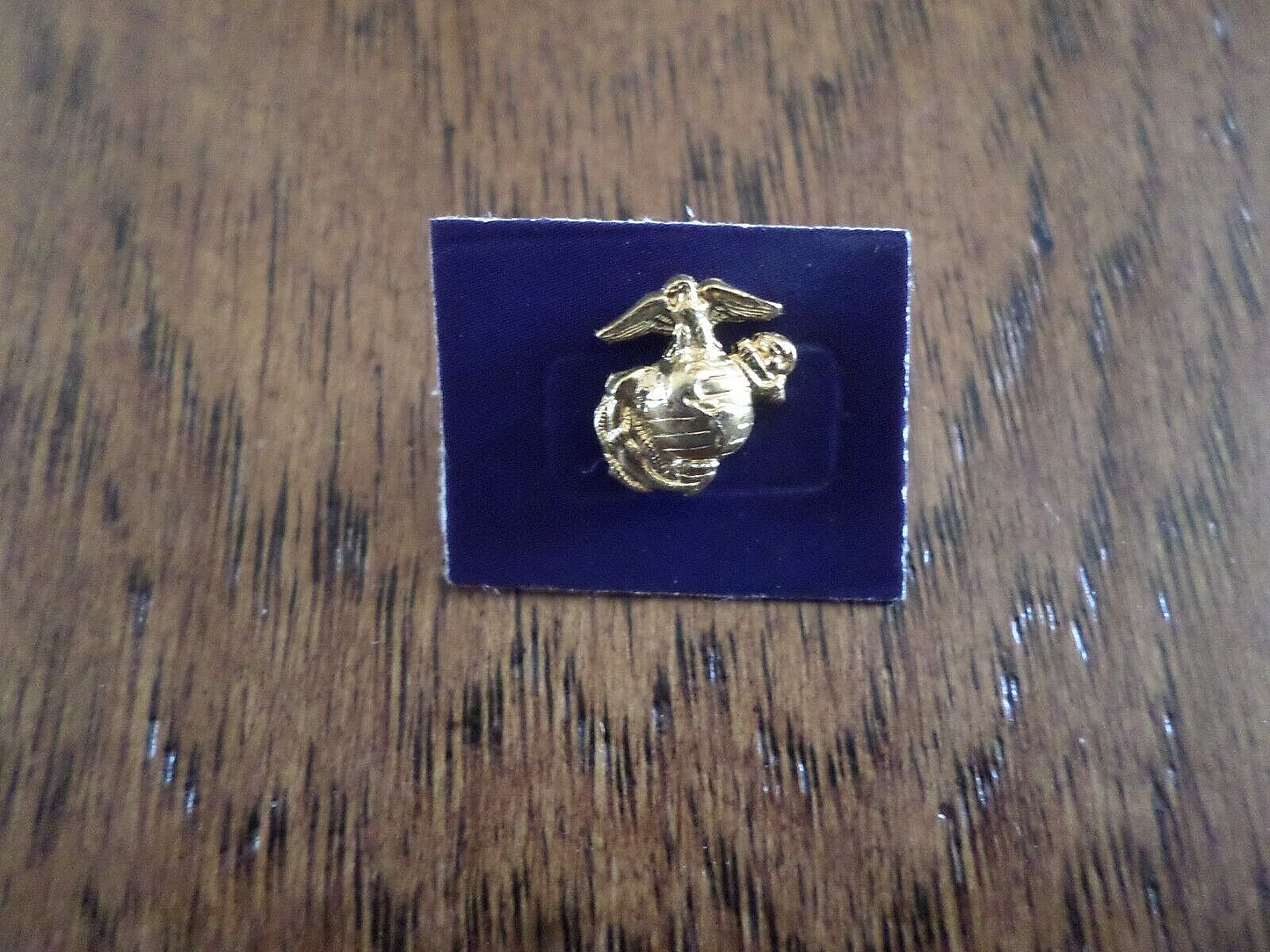 U.S MILITARY MARINE CORPS LAPEL PIN GOLD EGA INSIGNIA USMC TIE TAC USA MADE