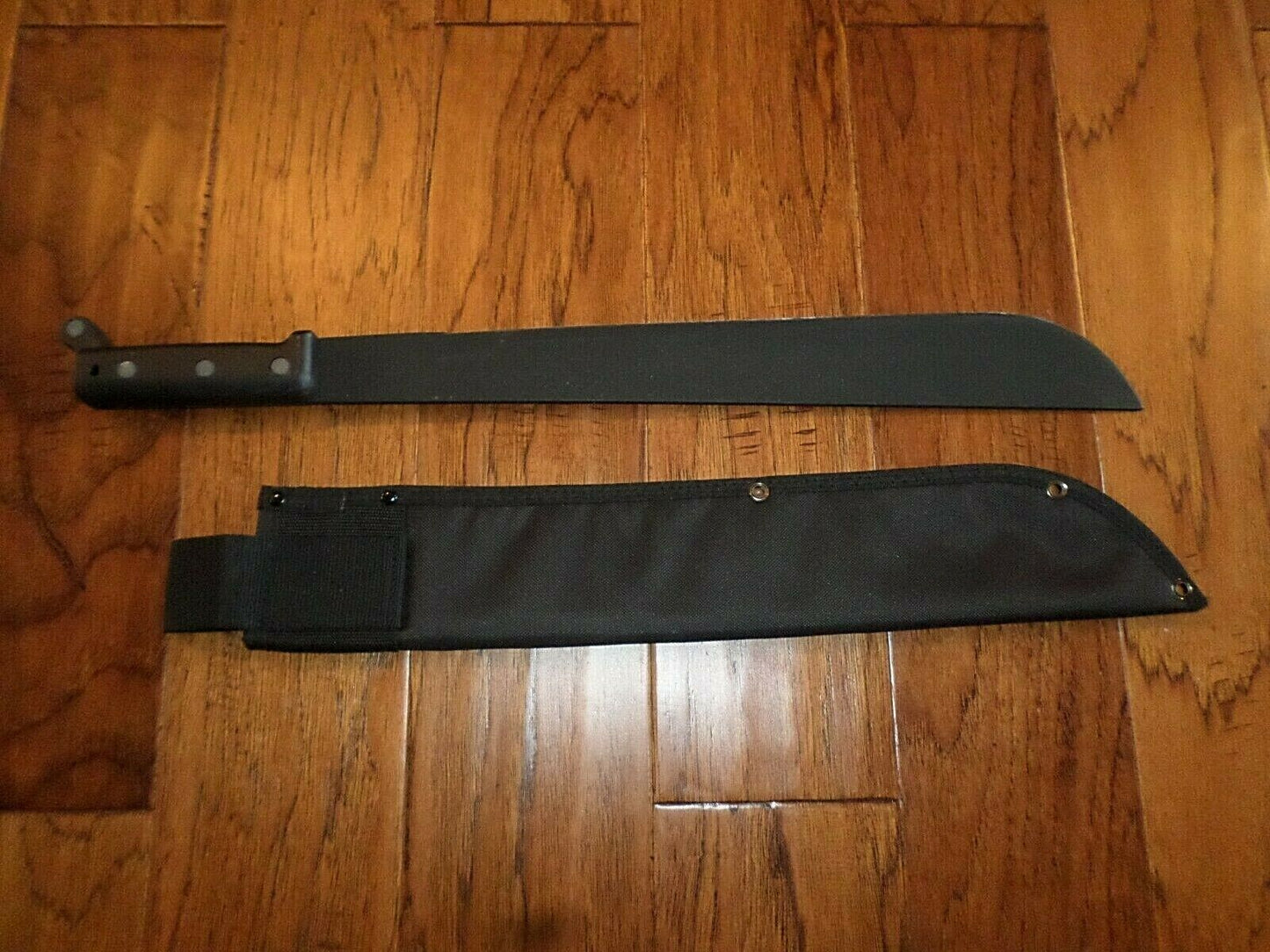 U.S MILITARY MACHETE AND NYLON SHEATH 18" INCHES U.S.A MADE ONTARIO KNIFE CO