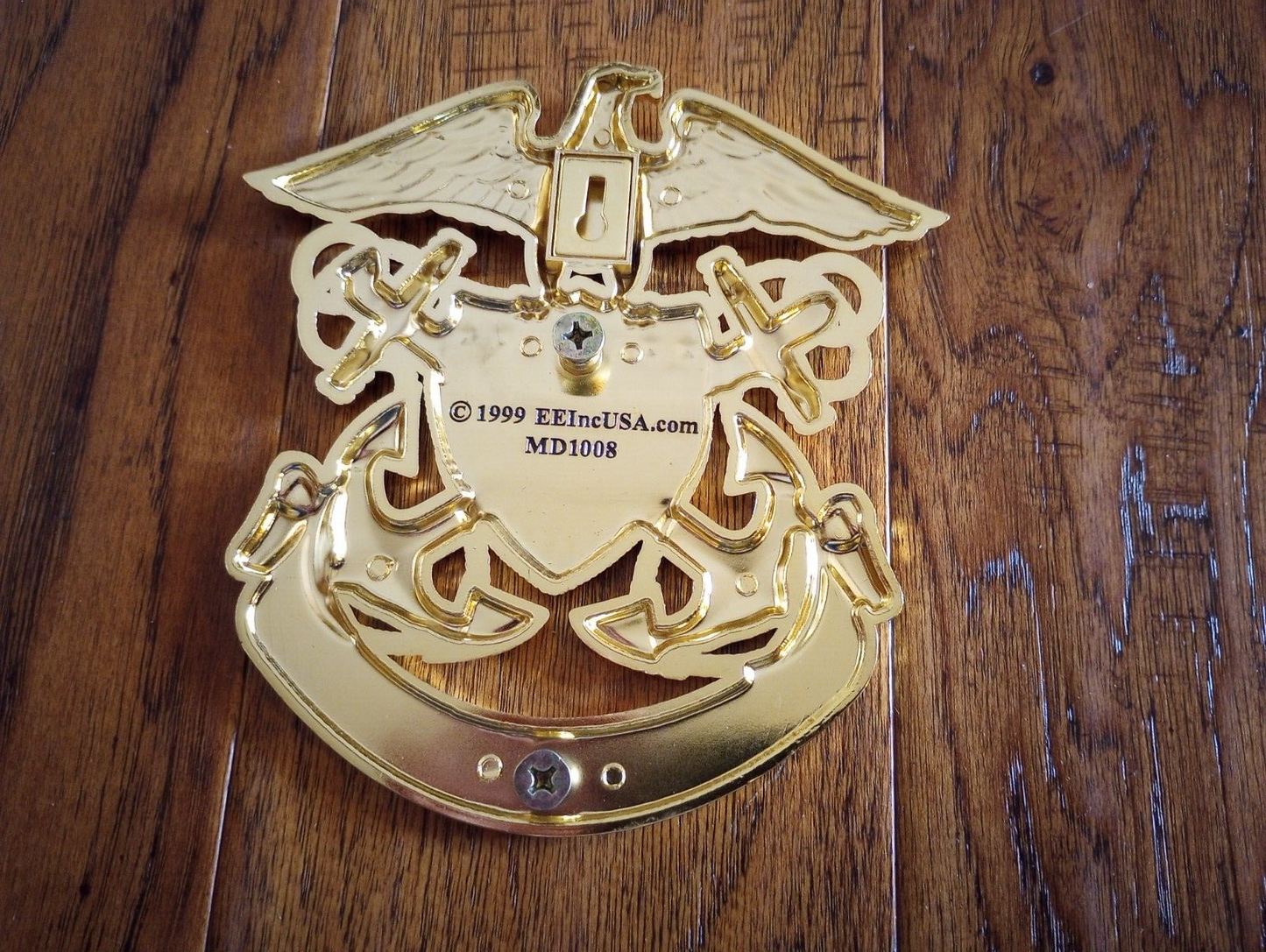 U.S NAVY WALL MEDALLION PLAQUE SHADOW BOX EAGLE SHIELD & ANCHORS INSIGNIA