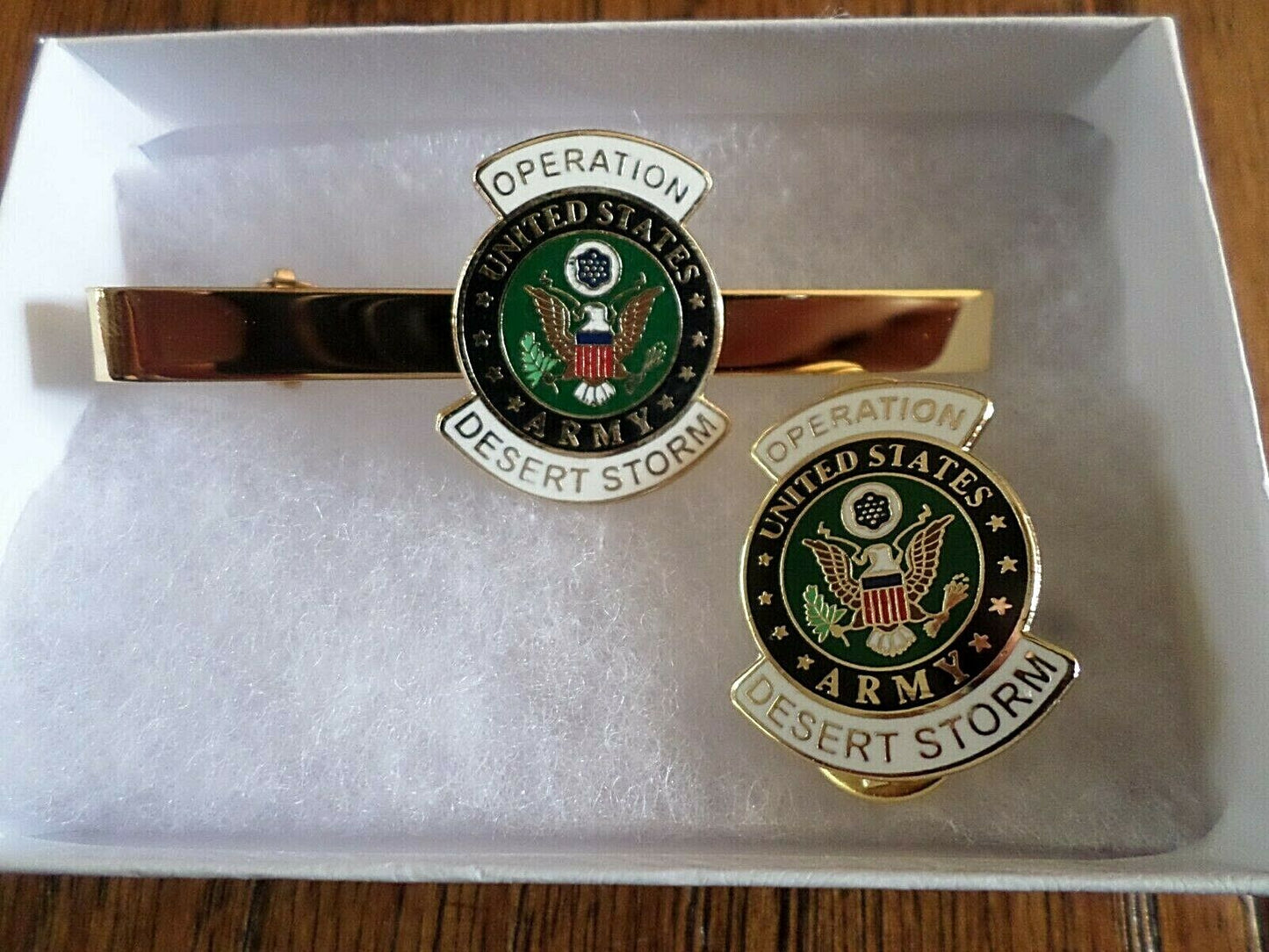 MILITARY ARMY DESERT STORM TIE BAR / TIE TAC & LAPEL HAT PIN GIFT SET USA MADE