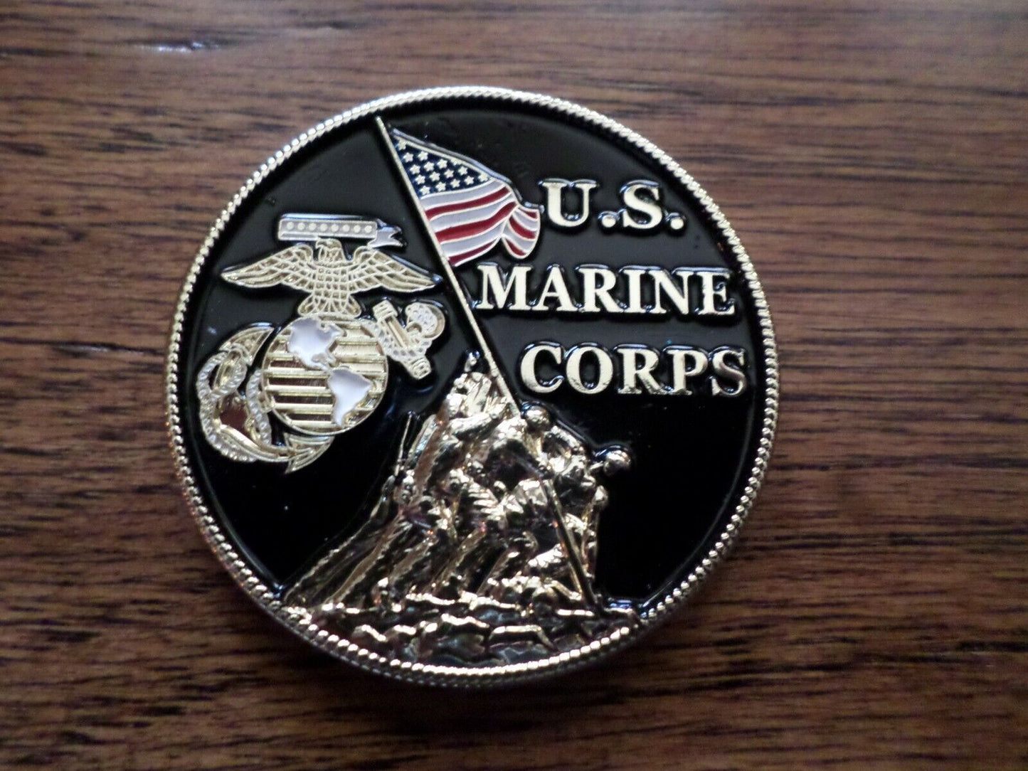 U.S MARINE CORPS USMC IWO JIMA CHALLENGE COIN NEW IN PACKAGE COLLECTOR'S SERIES