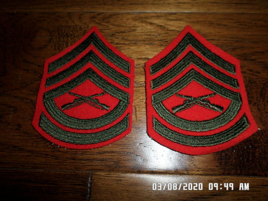 MARINE CORPS GUNNERY SERGEANT PATCHES SERVICE FEMALE DRESS UNIFORM CHEVRON