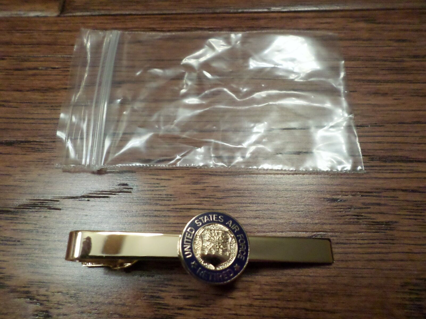 U.S MILITARY AIR FORCE RETIRED TIE BAR OR TIE TAC CLIP ON TYPE U.S.A MADE