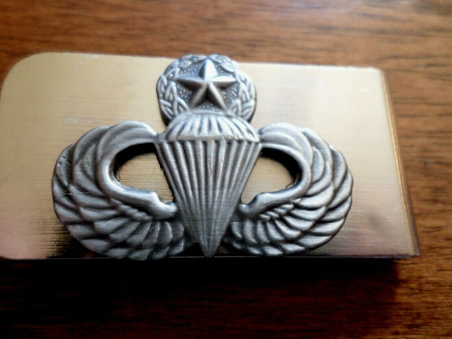 U.S MILITARY ARMY MASTER PARATROOPER JUMP WINGS METAL MONEY CLIP U.S.A MADE