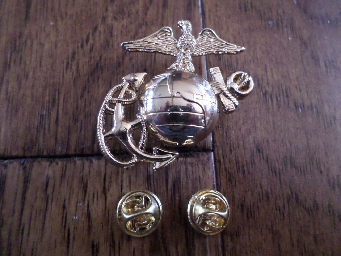 U.S MARINE CORPS EGA LAPEL HAT CAP PIN USMC EAGLE GLOBE & ANCHOR LEFT INSIGNIA