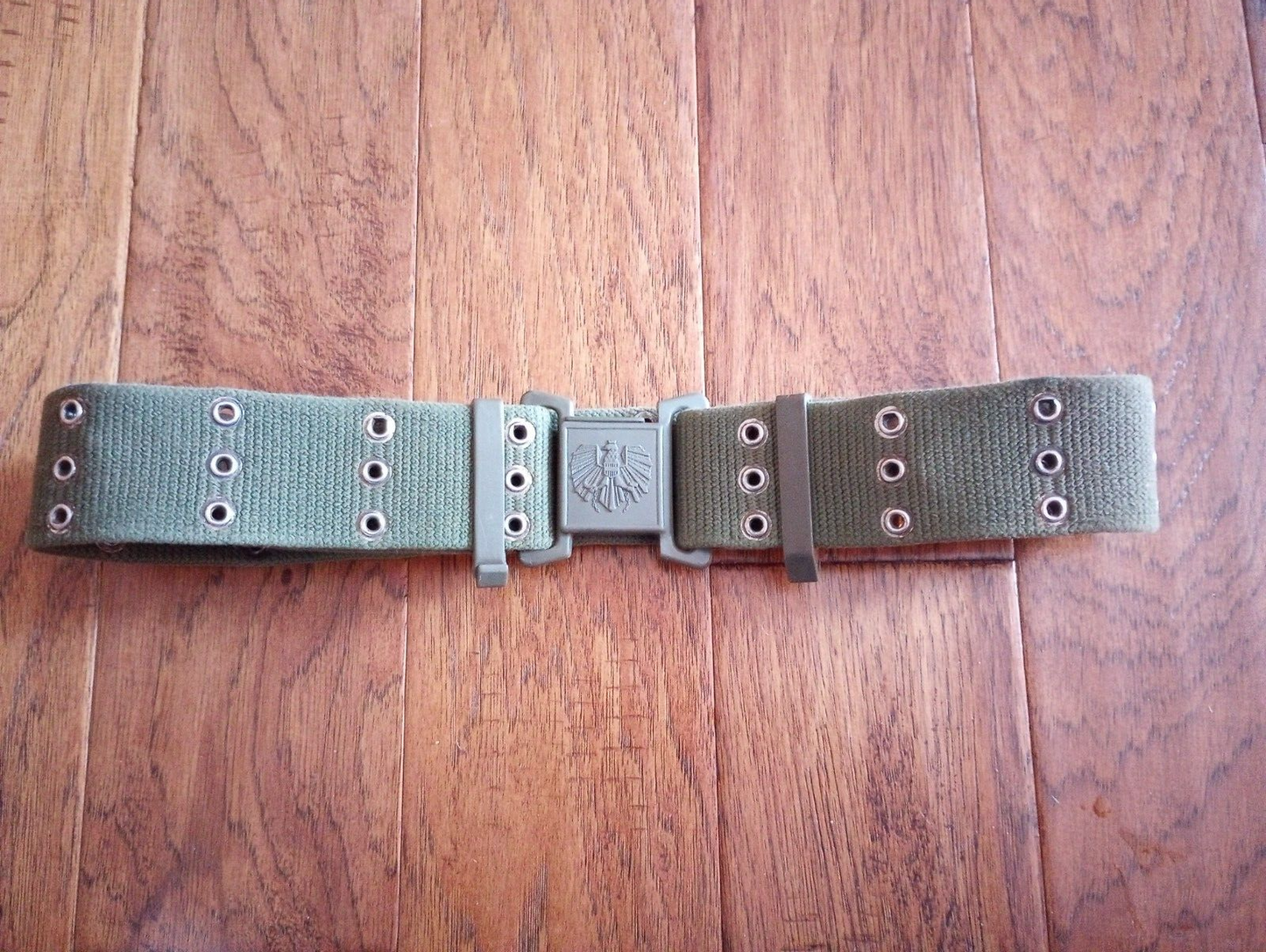 GENUINE AUSTRIAN MILITARY GLOCK ARMY COMBAT PISTOL BELT AND BUCKLE