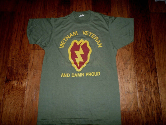 VINTAGE MILITARY VIETNAM VETERAN 25th DIVISION T- SHIRT MADE IN THE U.S.A