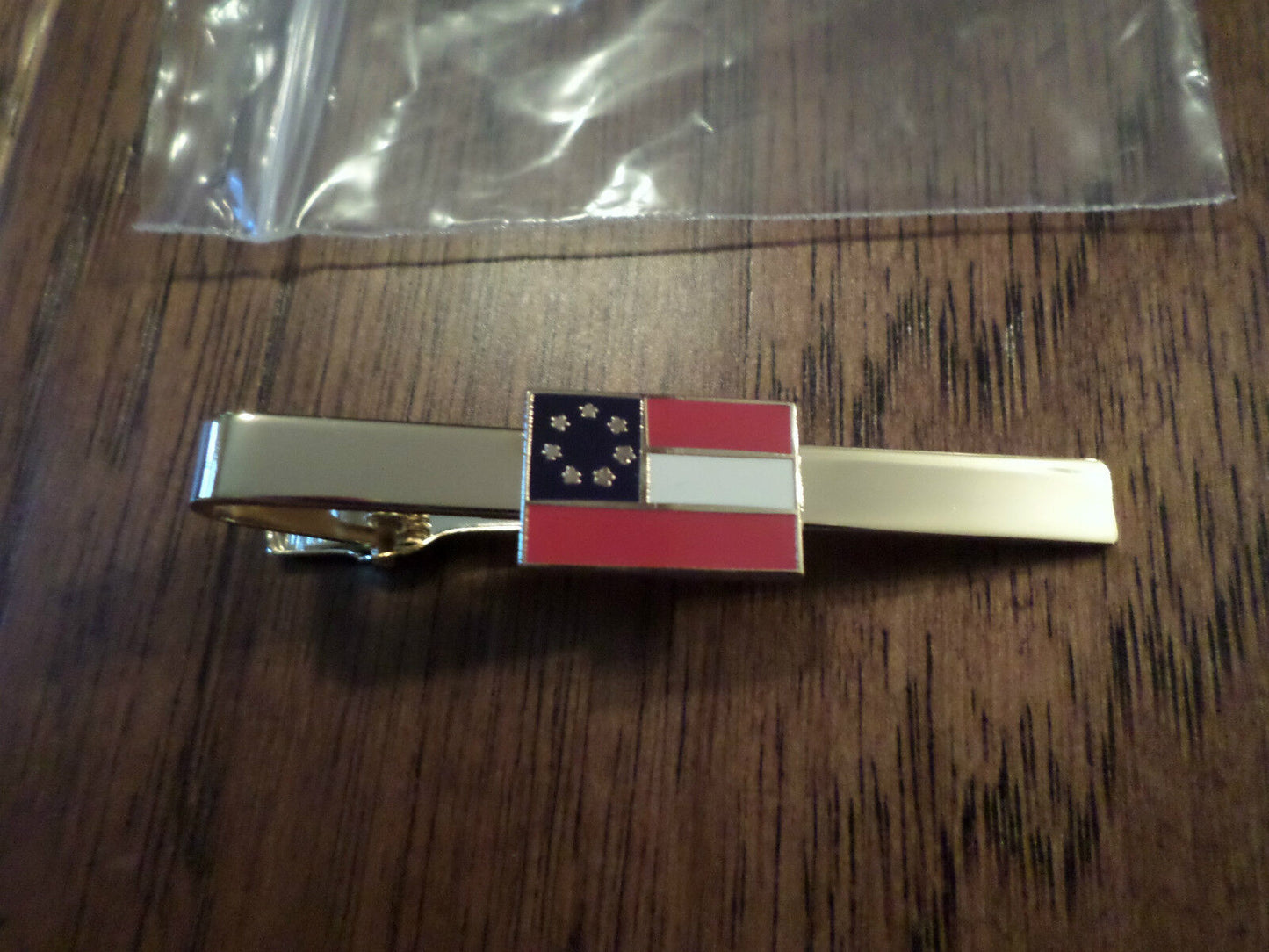 U.S.A FLAG TIE BAR TIE TAC GOLD COLOR BAR MADE IN THE U.S.A NEW IN BAGS