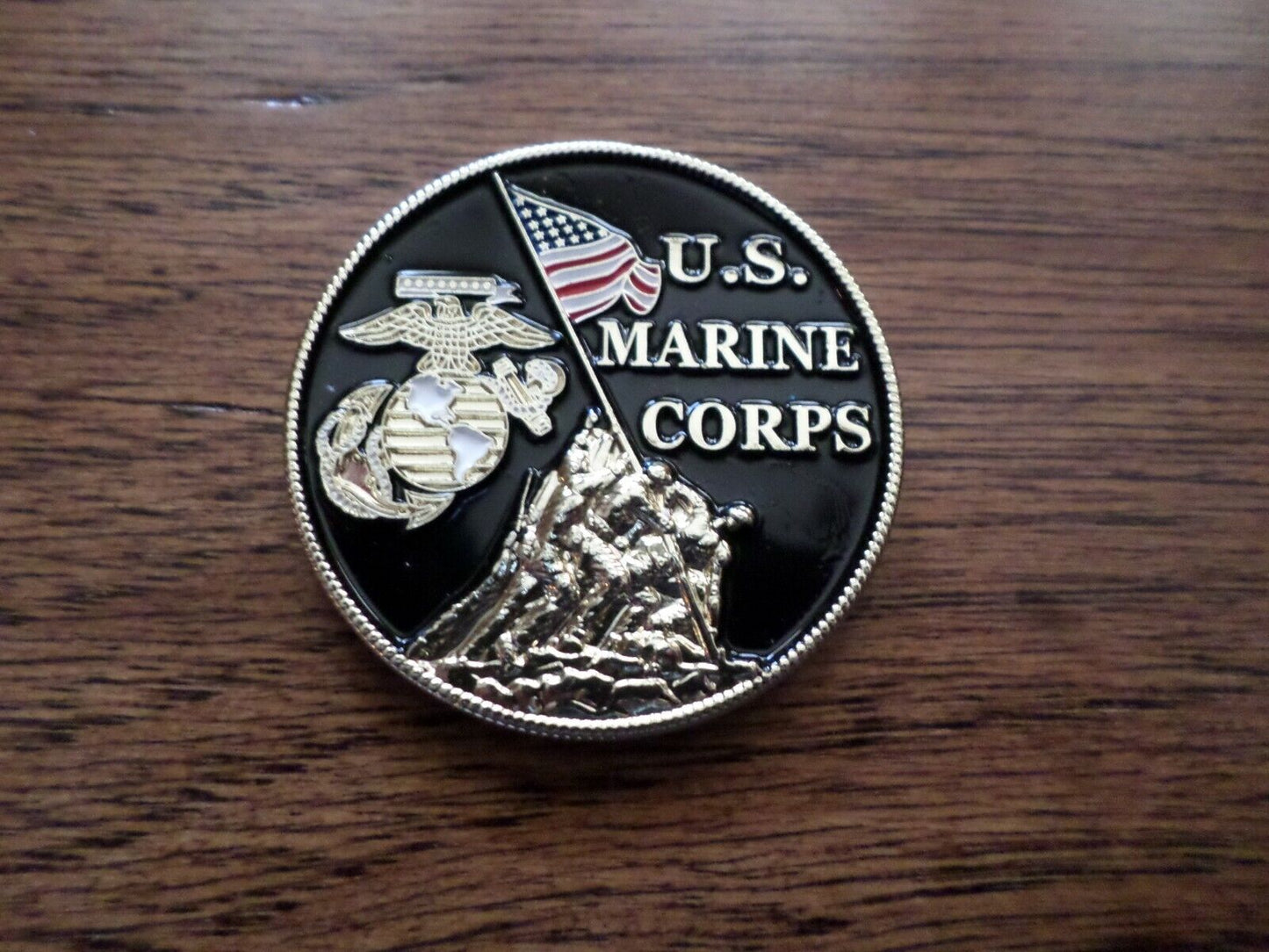 U.S MARINE CORPS USMC IWO JIMA CHALLENGE COIN NEW IN PACKAGE COLLECTOR'S SERIES