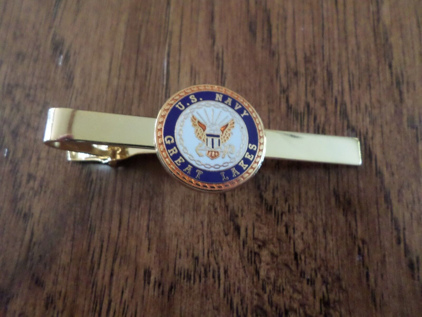 U.S MILITARY NAVY GREAT LAKES TIE BAR OR TIE TAC NAVAL STATION U.S.A MADE