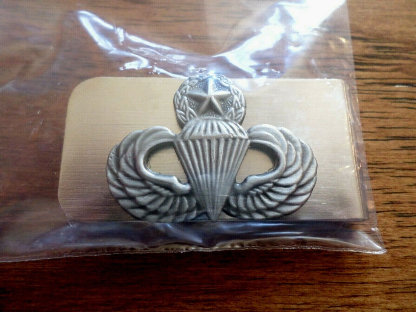 U.S MILITARY ARMY MASTER PARATROOPER JUMP WINGS METAL MONEY CLIP U.S.A MADE