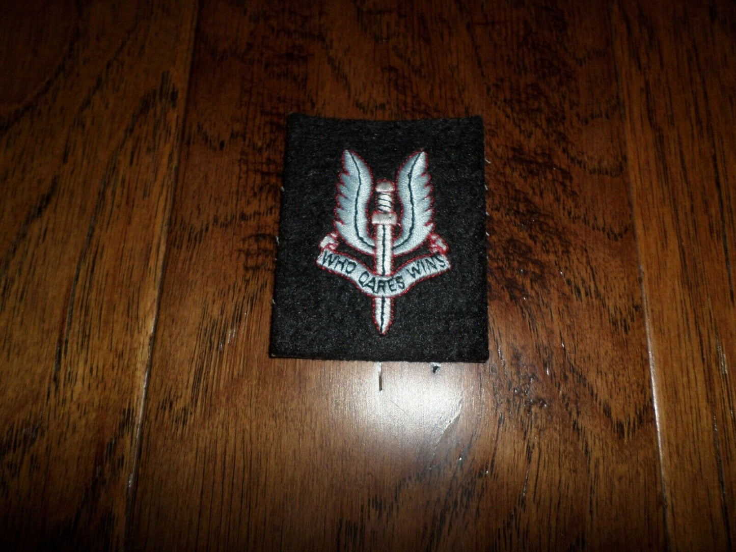 VINTAGE BRITISH MILITARY S.A.S FELT PATCH WHO DARES WINS SPECIAL AIR SERVICE