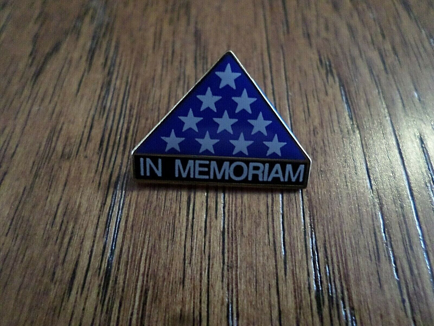 U.S MILITARY IN MEMORIAM HAT PIN BADGE IN MEMORY POLICE SERVICE HAT PIN LAPEL