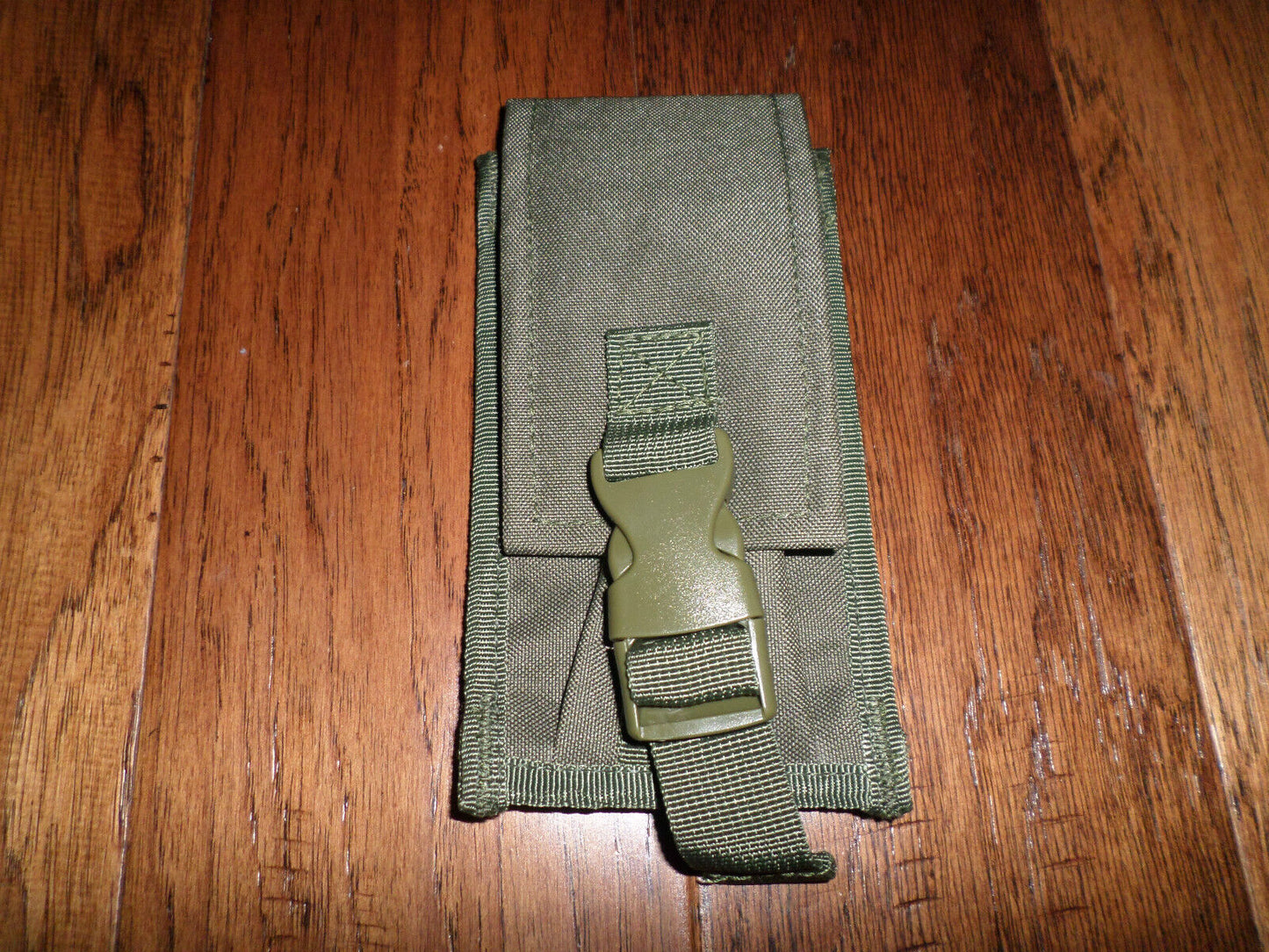 9MM TACTICAL DUAL MAG CLIP POUCH 9 MM QUICK RELEASE GREEN NYLON