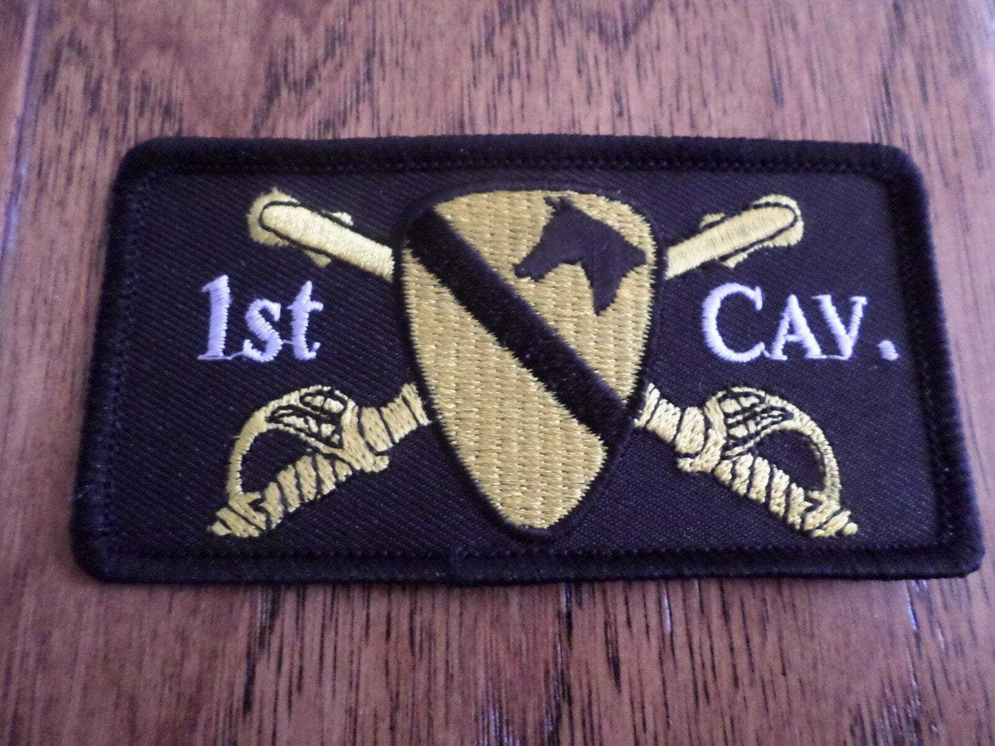 U.S MILITARY ARMY 1ST CAVALRY HAT ARM PATCH 3 3/4" X 2 " INCHES 1ST CAV