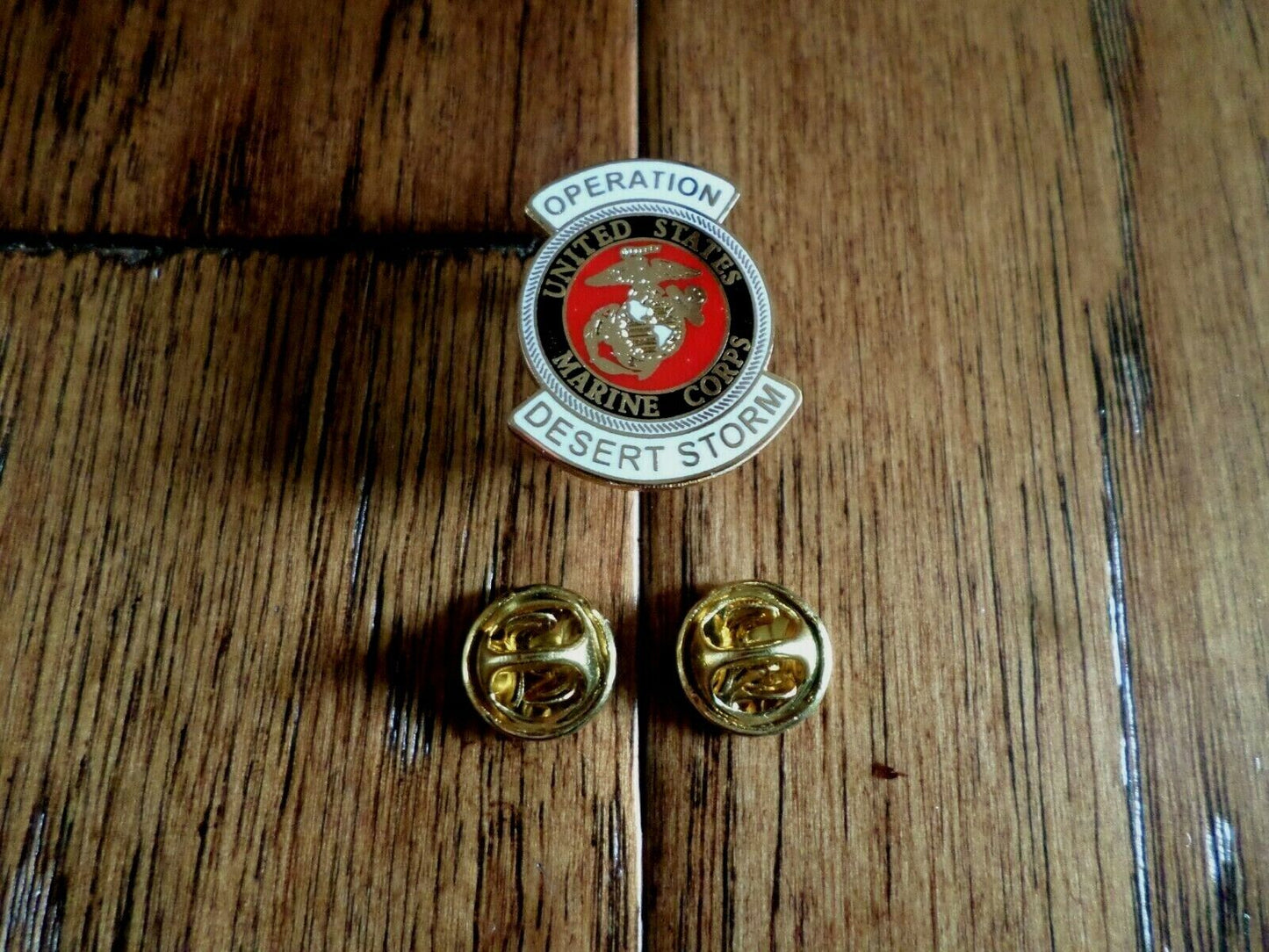 U.S MILITARY MARINE CORPS OPERATION DESERT STORM HAT LAPEL PIN