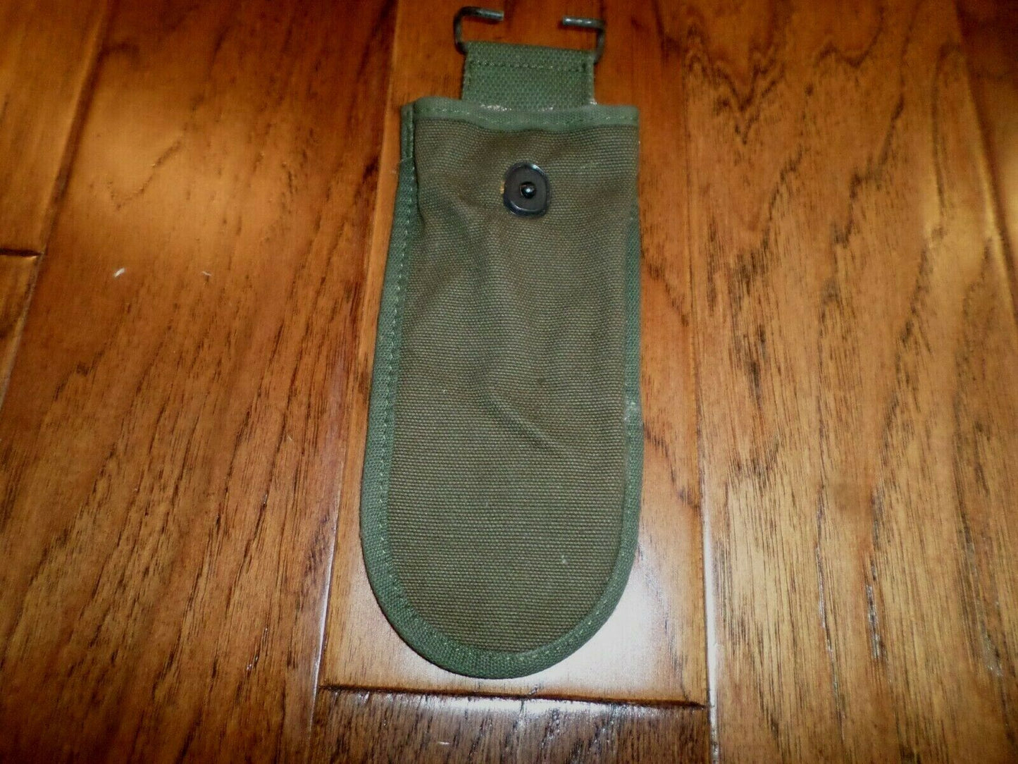 U.S Army Vintage Issue Green Canvas Belt Pouch For Wire Cutters M-1938 Style
