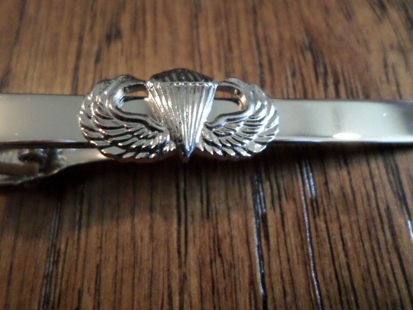 U.S MILITARY ARMY JUMP WINGS TIE BAR OR TIE TAC U.S.A MADE