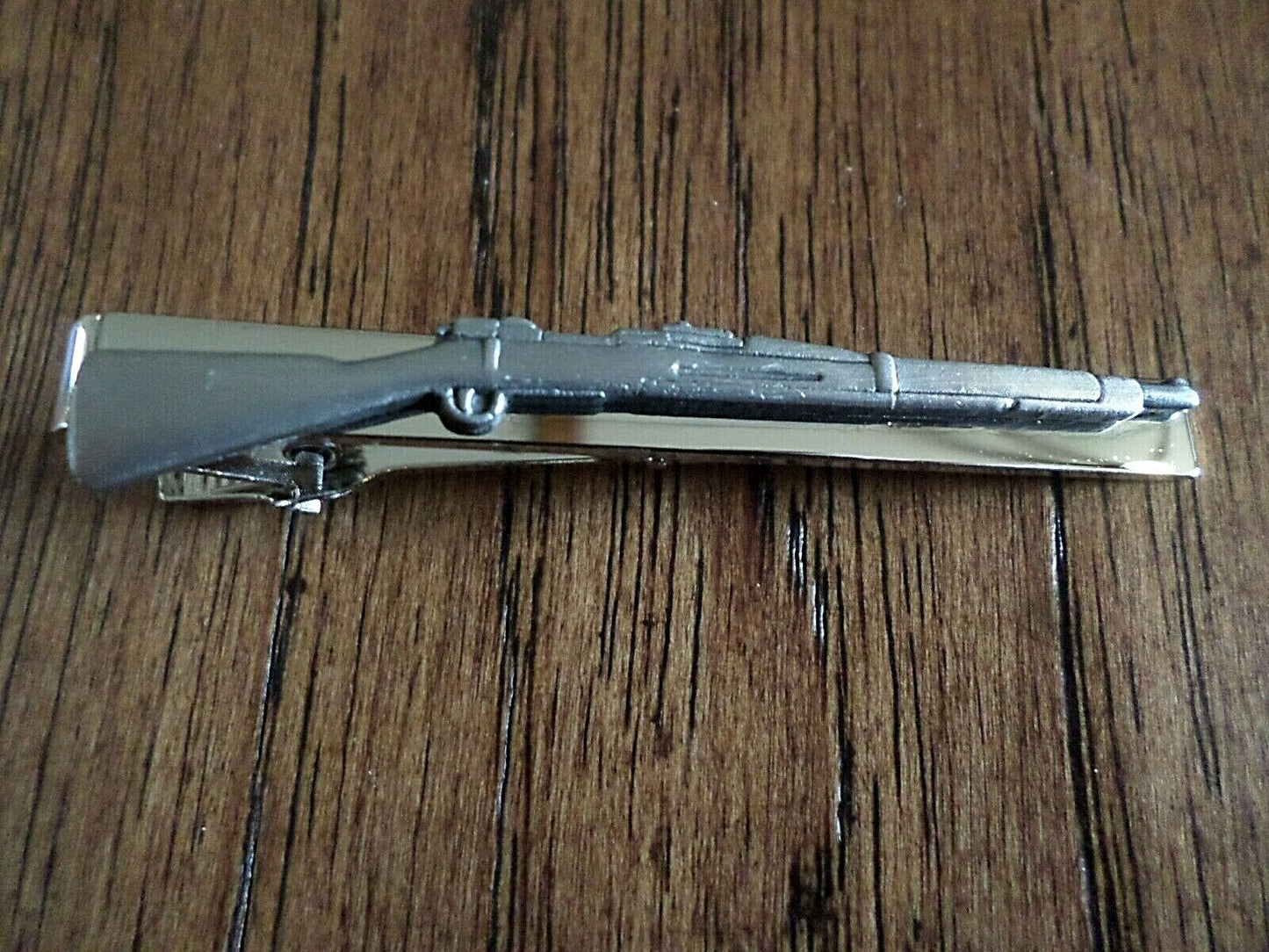 U.S MILITARY SPRINGFIELD 30.06 RIFLE TIE BAR TIE TAC CLIP ON STYLE U.S.A MADE