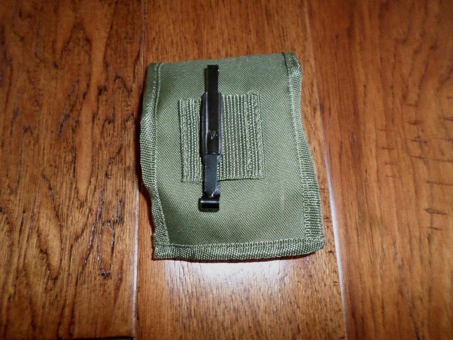 U.S MILITARY STYLE COMPASS FIRST AID CASE NYLON BELT POUCH OD GREEN