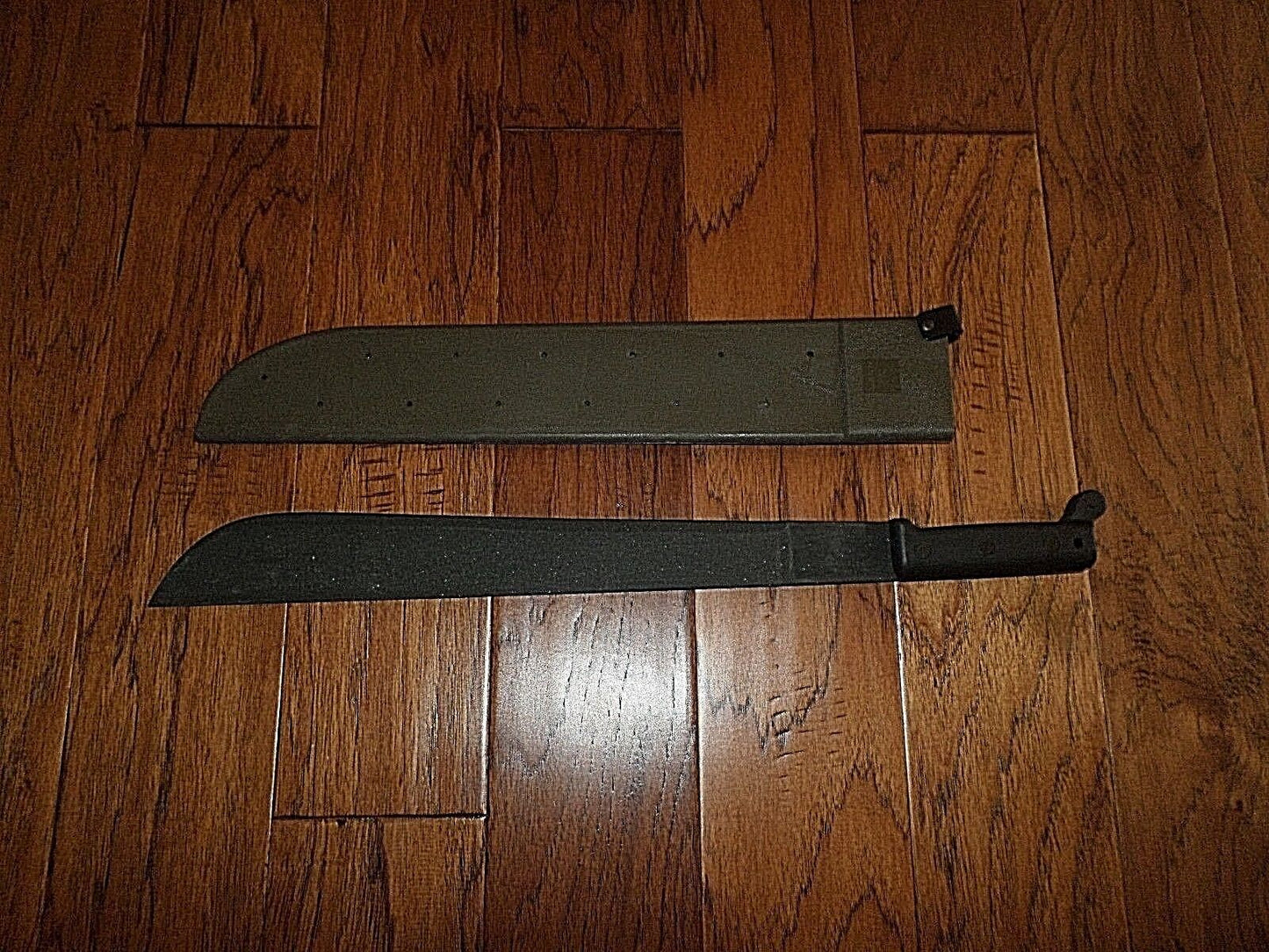 U.S MILITARY MACHETE AND SHEATH 18" INCHES U.S.A MADE ONTARIO KNIFE CO