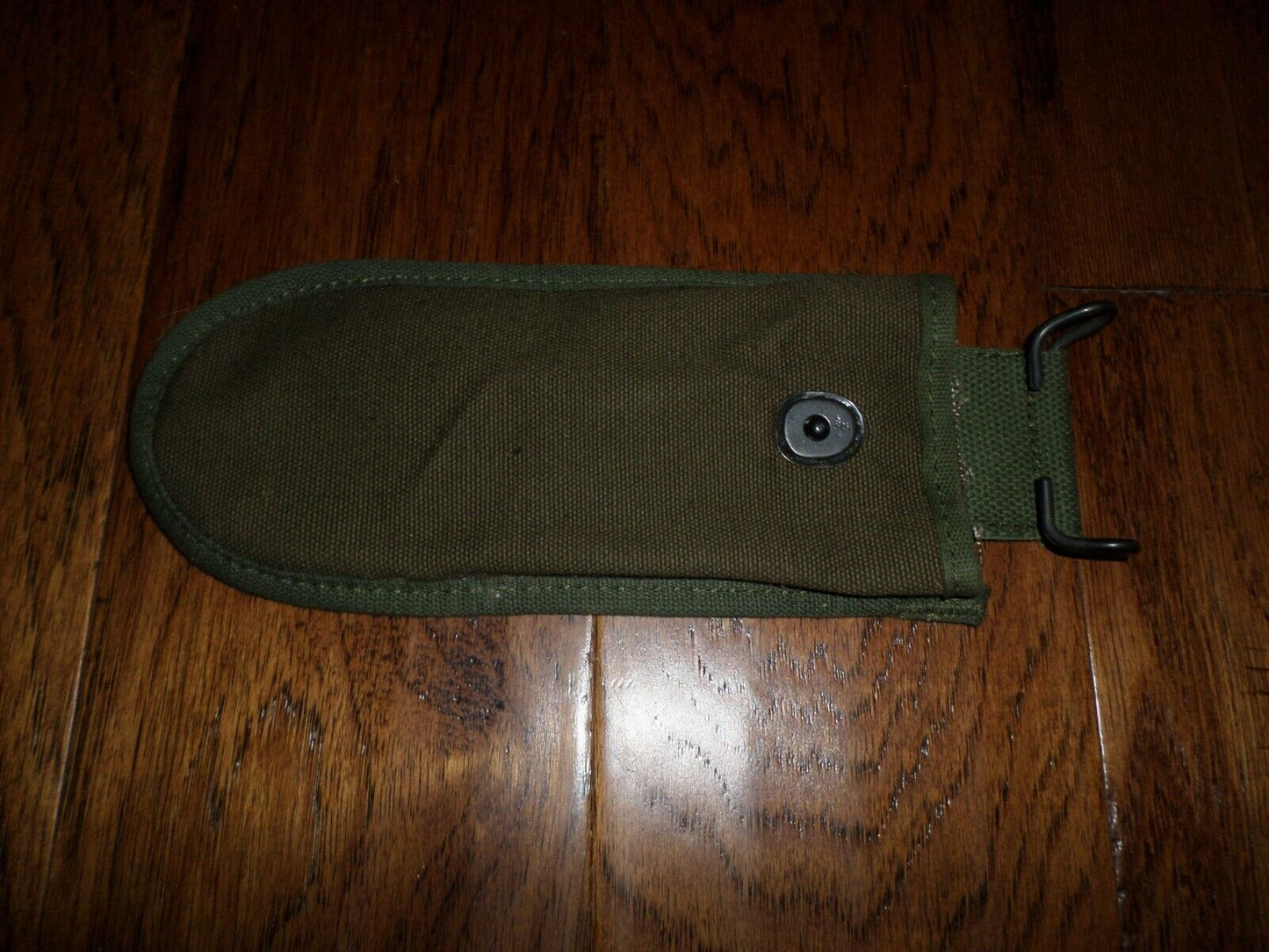 U.S Army Vintage Issue Green Canvas Belt Pouch For Wire Cutters M-1938 Style