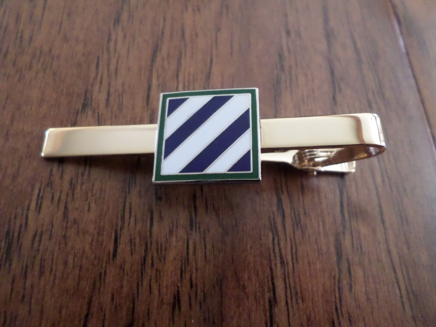 U.S MILITARY U.S ARMY 3rd INFANTRY TIE BAR OR TIE TAC CLIP ON TYPE U.S.A MADE