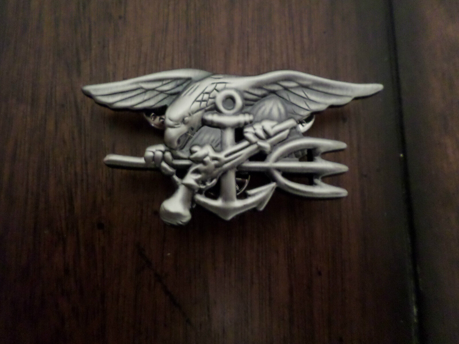 U.S NAVY SEALS SPECIAL WARFARE SEAL TEAM TRIDENT INSIGNIA PIN FULL SIZ ...