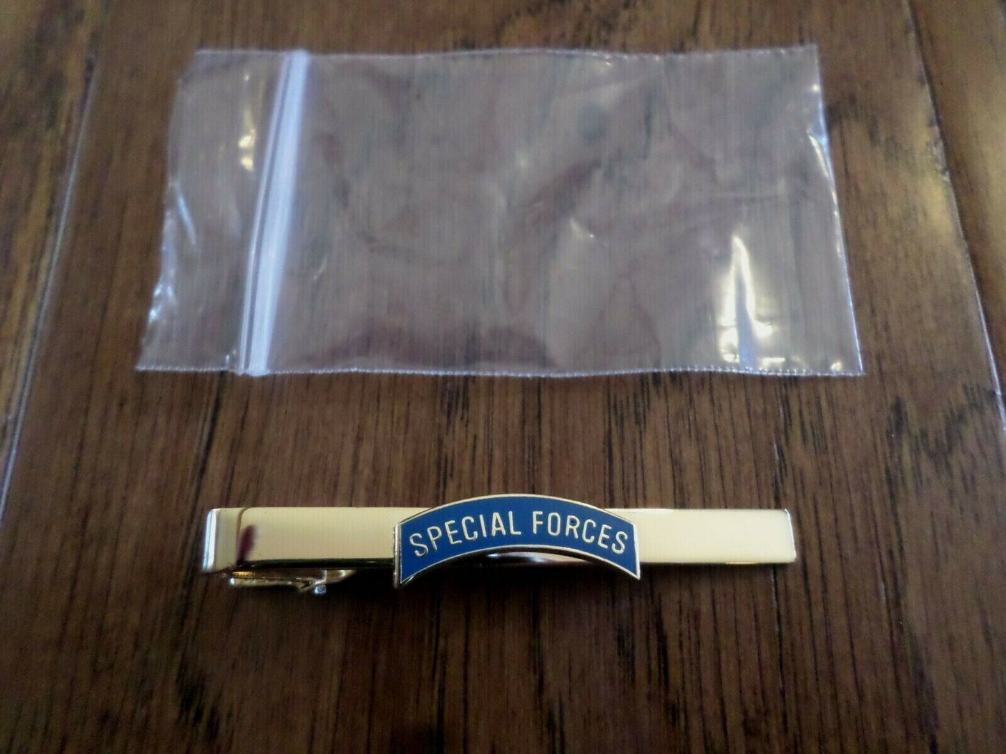 U.S MILITARY ARMY SPECIAL FORCES TIE BAR TIE TAC  CLIP ON U.S.A MADE