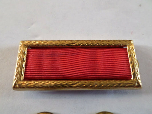 ARMY MERITORIOUS UNIT COMMENDATION RIBBON WITH BRASS RIBBON HOLDER U.S MILITARY