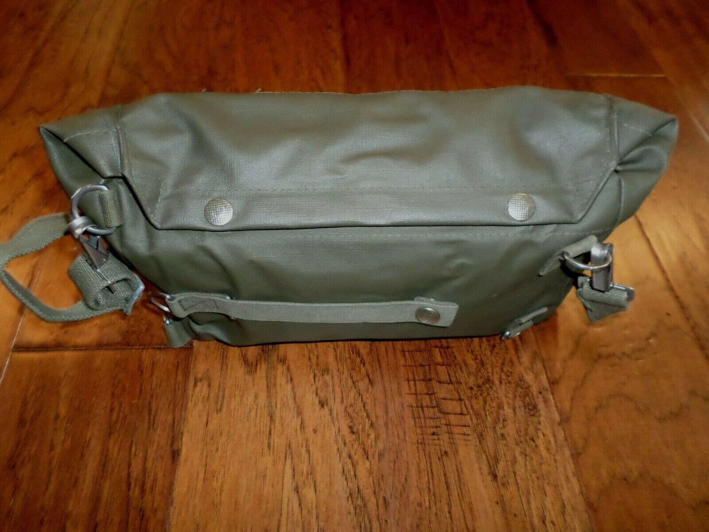 SWISS MILITARY ARMY SHOULDER BAG WITH STRAP WATER RESISTANT RUBBERIZED MATERIAL