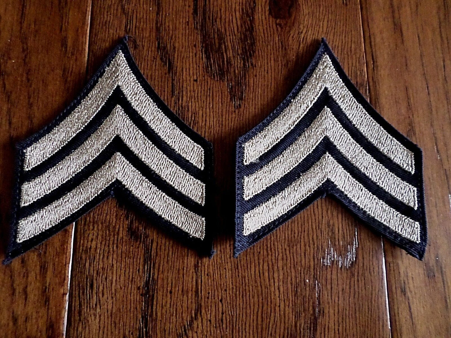 ORIGINAL U.S ARMY WWII SERGEANT STRIPES SILVER ON BLACK TWILL PATCHES